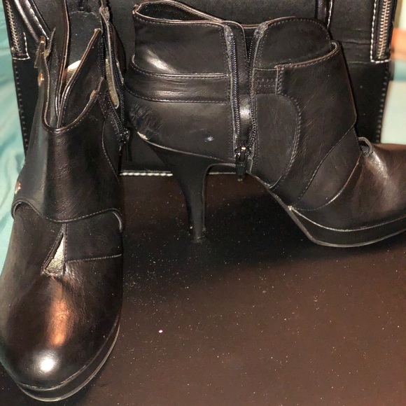 Unlisted Ankle Boots, size 8 1/2, 5 inch heels - Picture 2 of 7